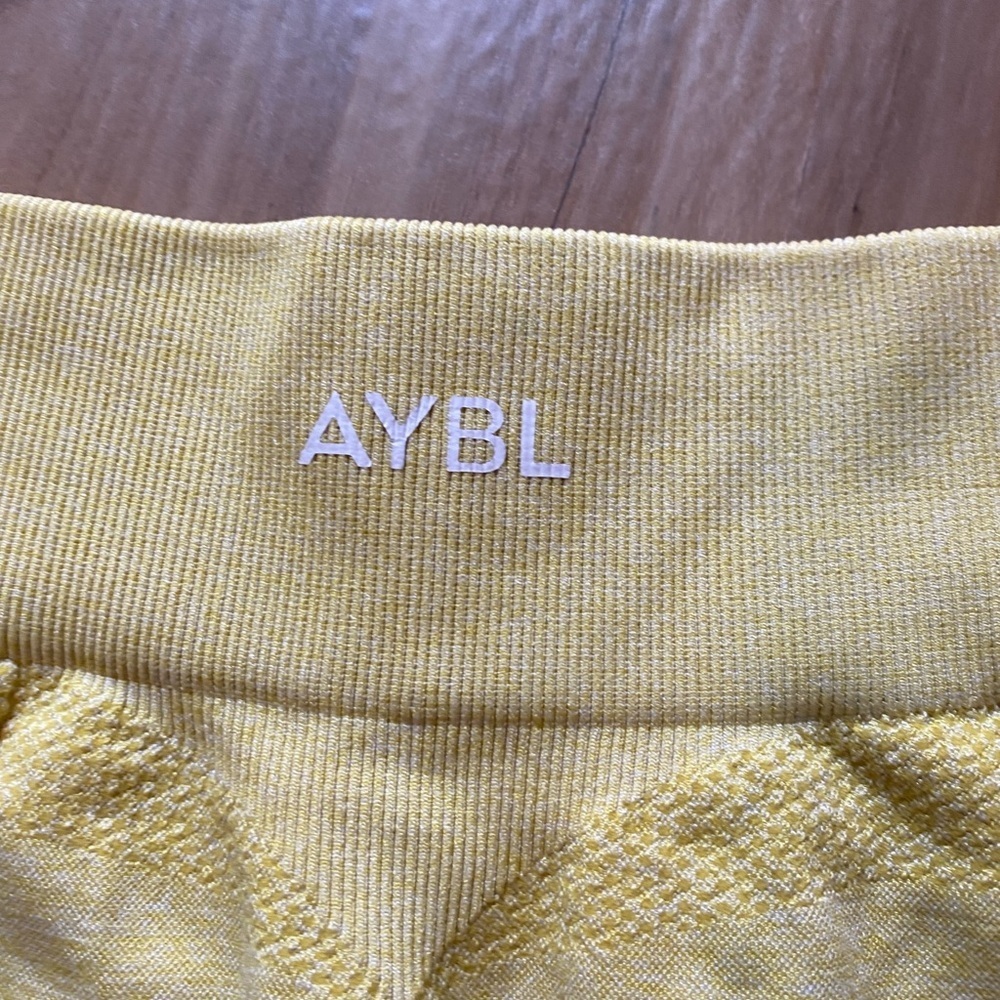 AYBL Seamless Athletic Biker Shorts Yellow - Picture 3 of 4